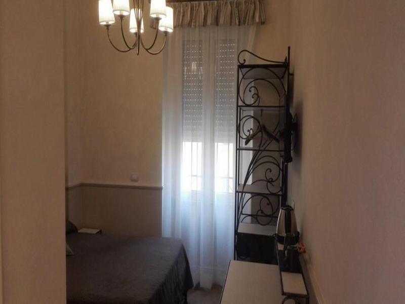 Residenza Cavallini Ρώμη Εξωτερικό φωτογραφία