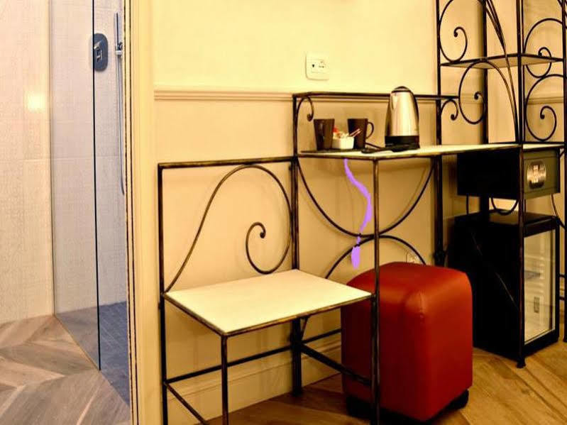 Residenza Cavallini Ρώμη Εξωτερικό φωτογραφία