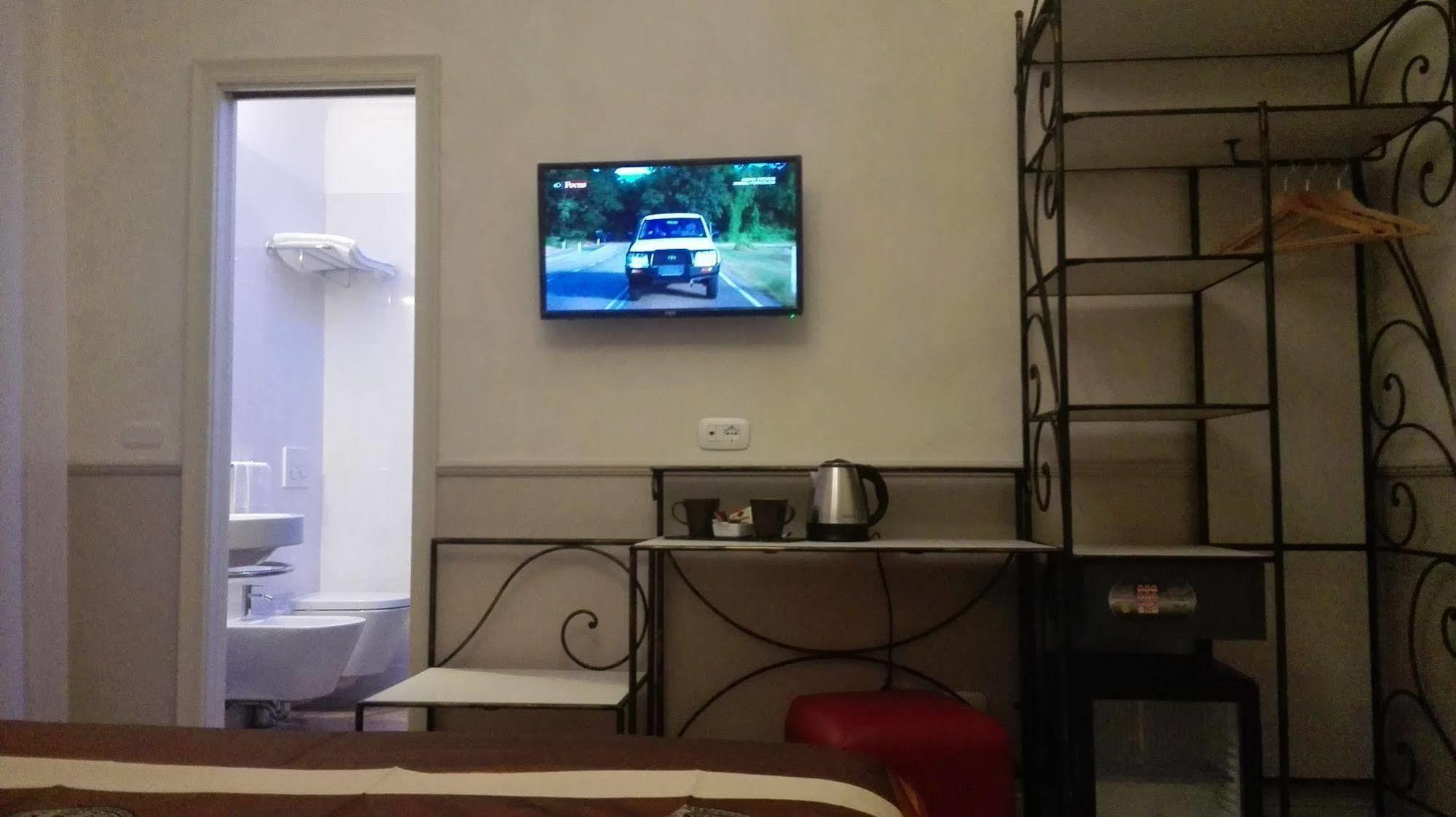 Residenza Cavallini Ρώμη Εξωτερικό φωτογραφία