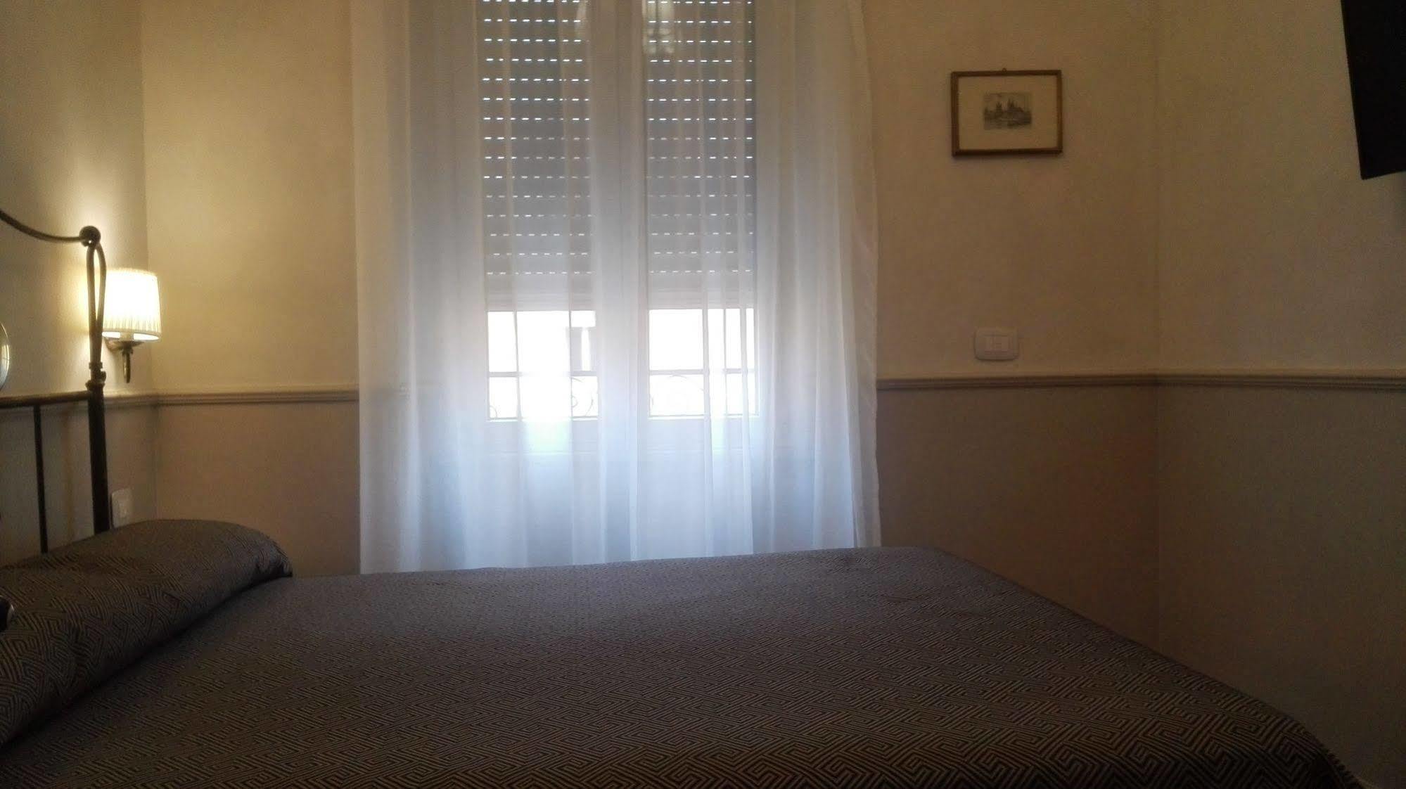 Residenza Cavallini Ρώμη Εξωτερικό φωτογραφία